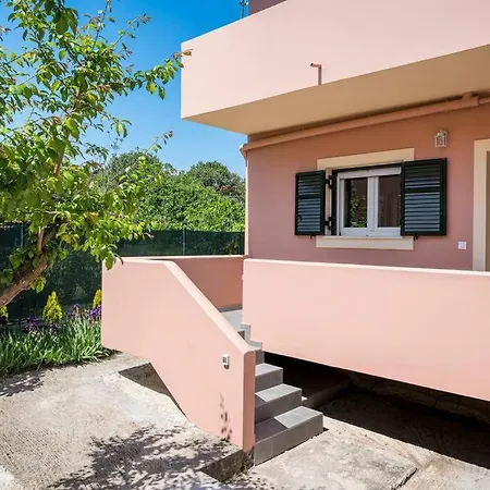 Dom wakacyjny Ortensia Cosy House *