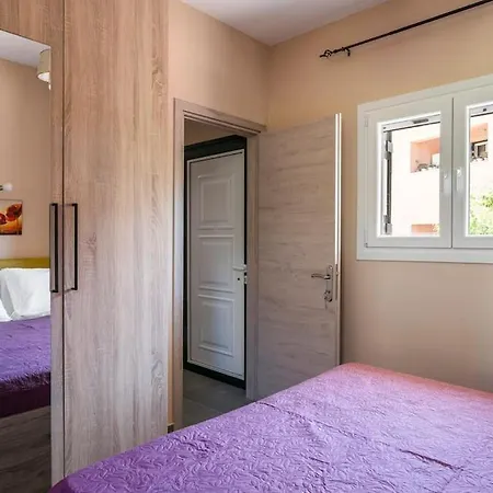 Holiday home Ortensia Cosy House Viros